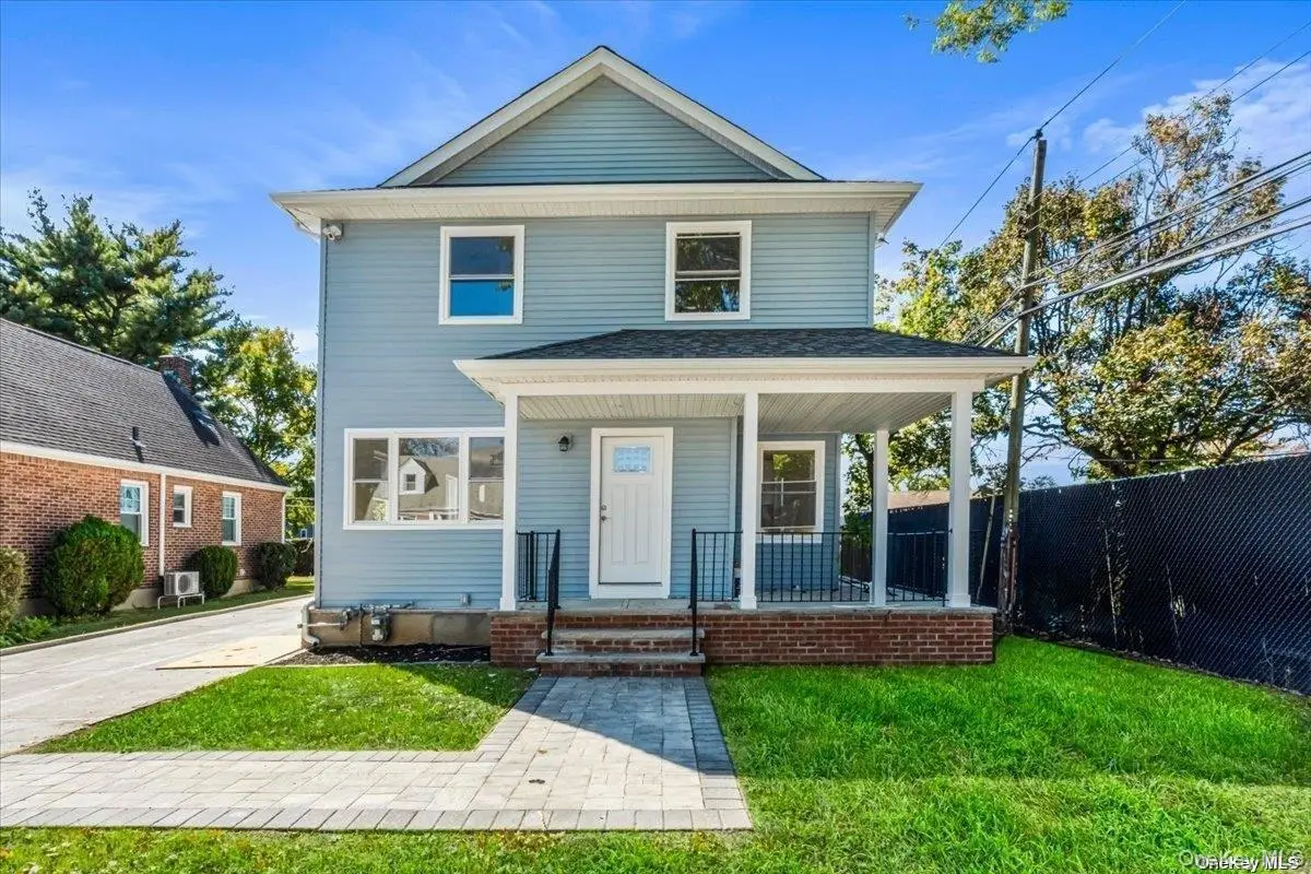 23 Flower Lane, New Hyde Park, NY 11040 - Image #1