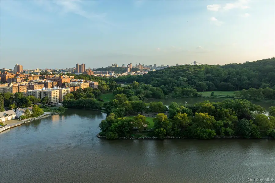 2400 Johnson Avenue #11K, Bronx, NY 10463 - Image #2