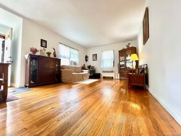 219-36 74 Avenue #323A1, Bayside, NY 11364