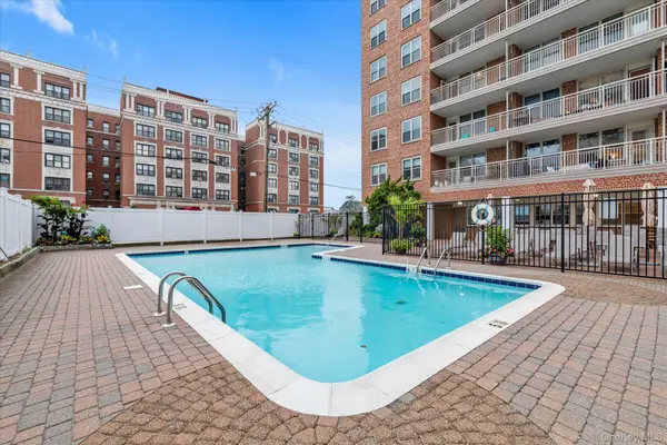 410 E Broadway #6S, Long Beach, NY 11561
