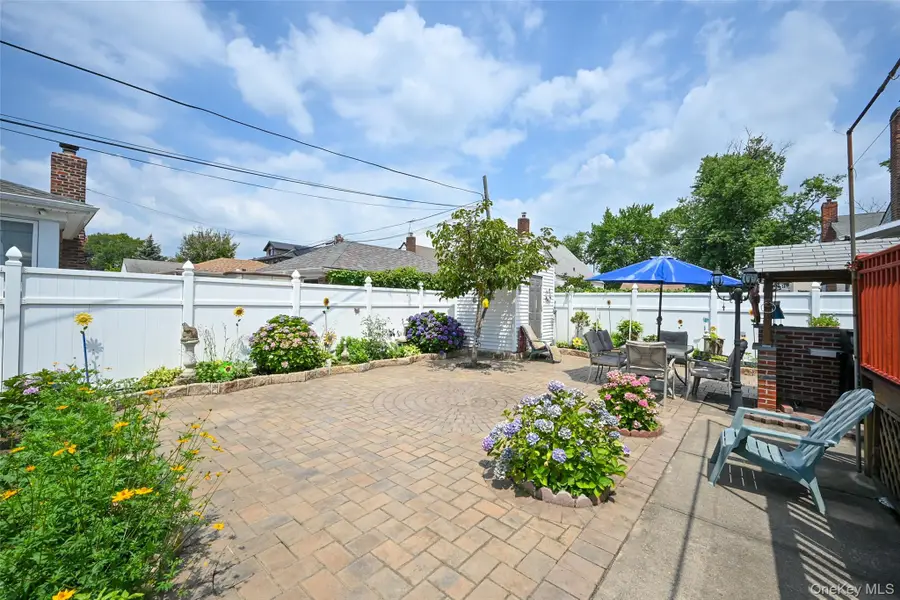 24-14 160 Street, Whitestone, NY 11357 - Image #3