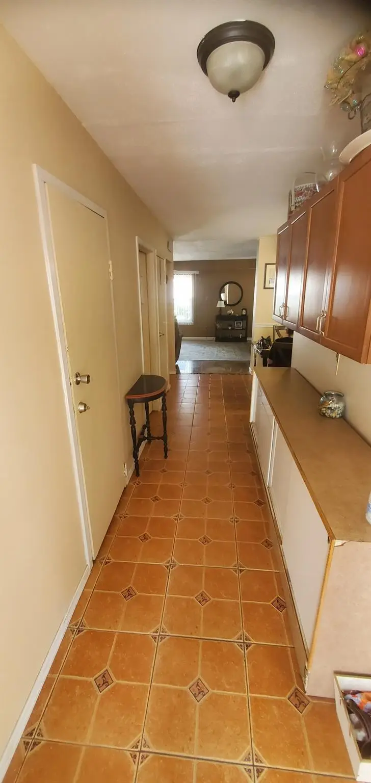 30 Chestnut Circle, Staten Island, NY 10312 - Image #3