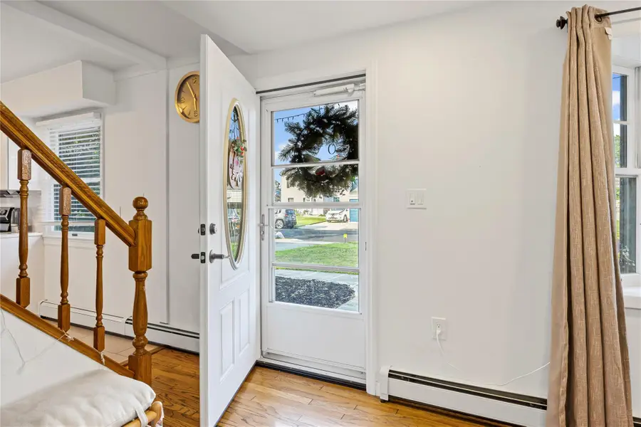 34 Mill Lane, Levittown, NY 11756 - Image #3