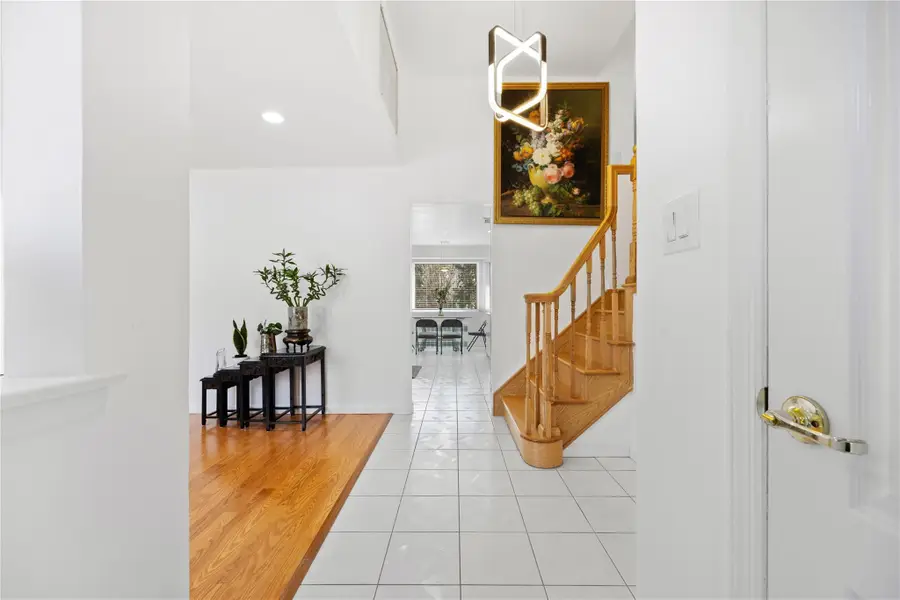 46 Norman Lane, Levittown, NY 11756 - Image #3