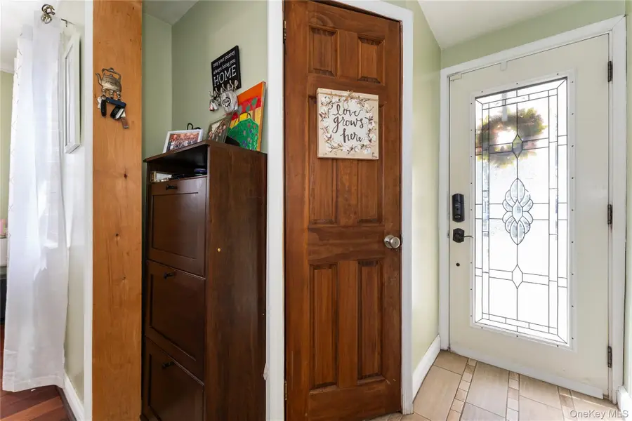 7 Mayfair Road, Baldwin, NY 11510 - Image #3