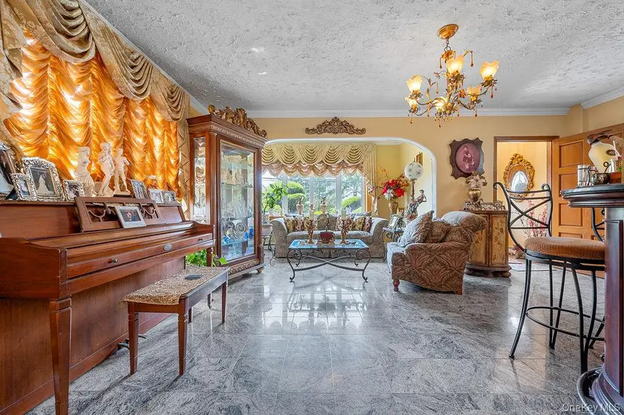 30-27 Murray Lane, Flushing, NY 11354 - Image #3