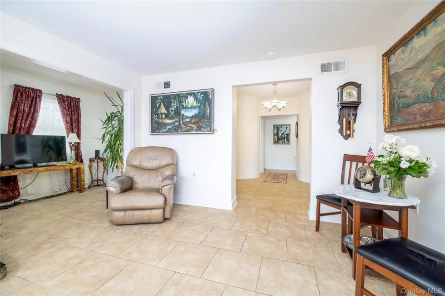 163 Mott Street, Oceanside, NY 11572 - Image #3