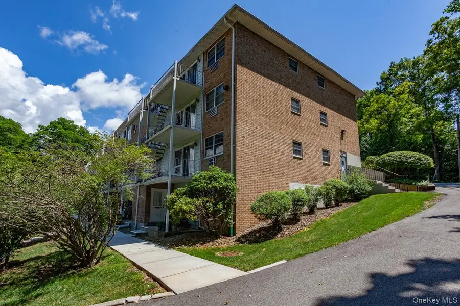 1840 Crompond Road #7B8, Peekskill, NY 10566 - Image #2
