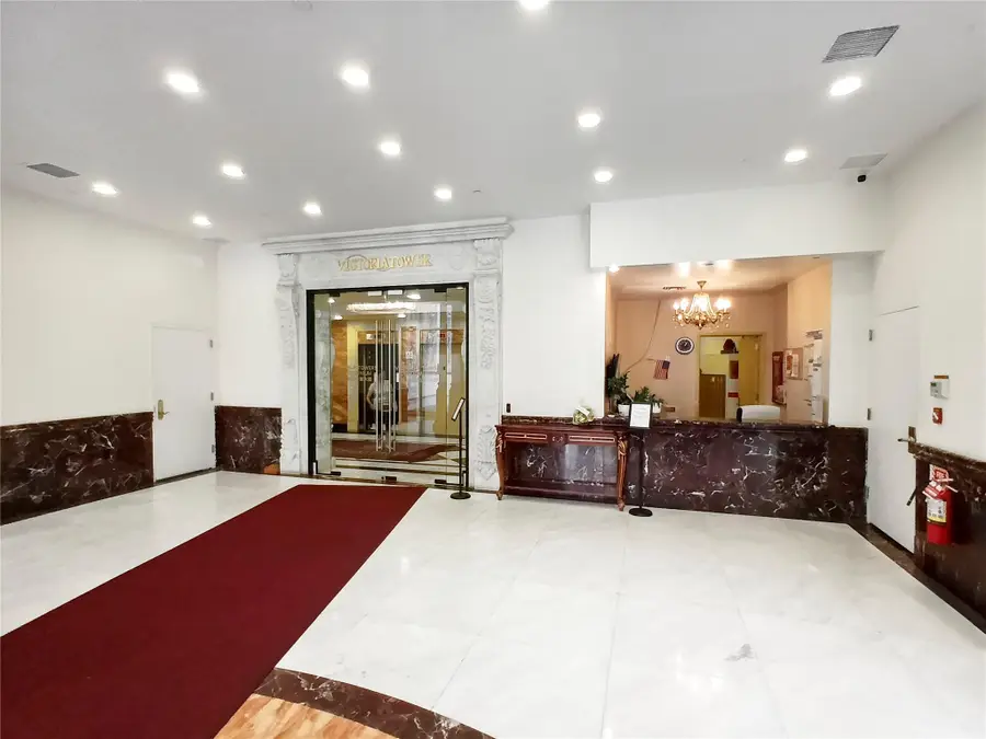 133-38 Sanford Avenue #6A, Flushing, NY 11355 - Image #2