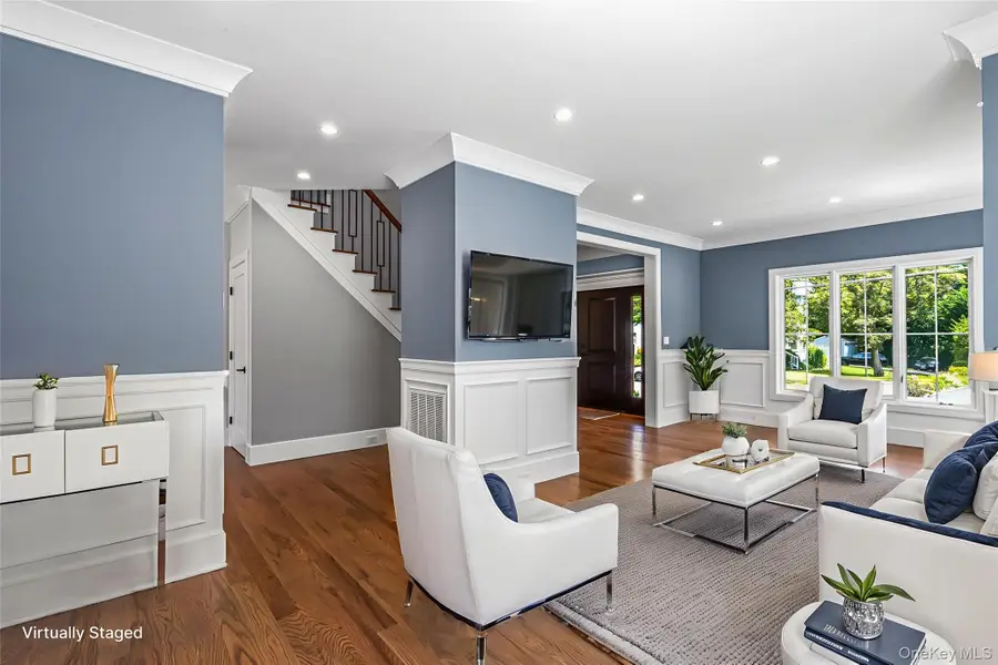 22 N Maryland Avenue, Port Washington, NY 11050 - Image #3