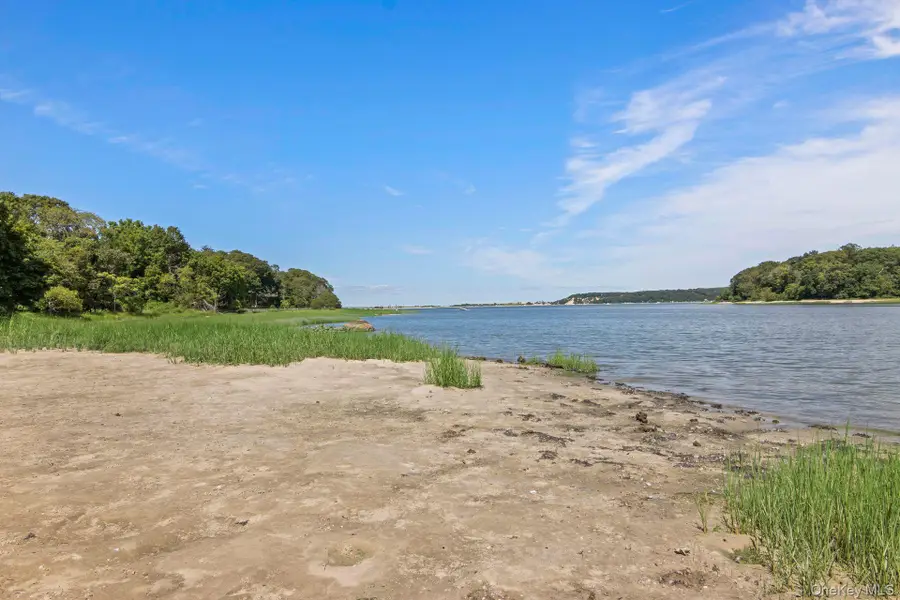 88 Dyke Road, Setauket, NY 11733 - Image #2