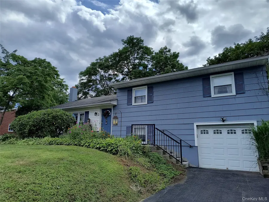 3 Saint Anne Drive, New Windsor, NY 12553 - Image #2