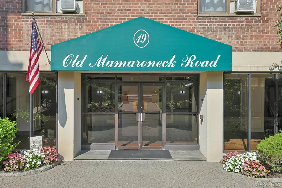 19 Old Mamaroneck Road #6M, White Plains, NY 10605 - Image #2
