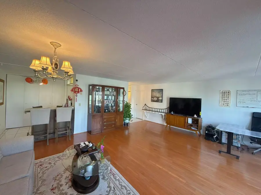 100 High Point Drive #501, Hartsdale, NY 10530 - Image #3