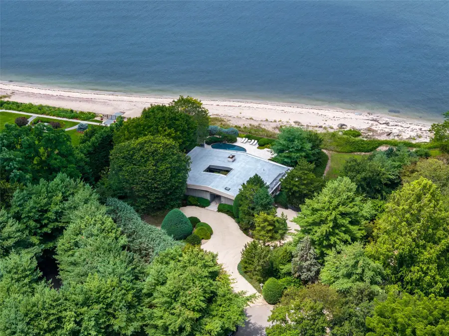 96 Old House Lane, Sands Point, NY 11050 - Image #3