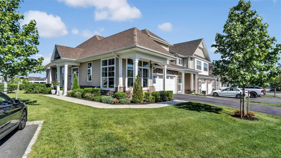 227 Belmont Circle, Yaphank, NY 11980 - Image #3