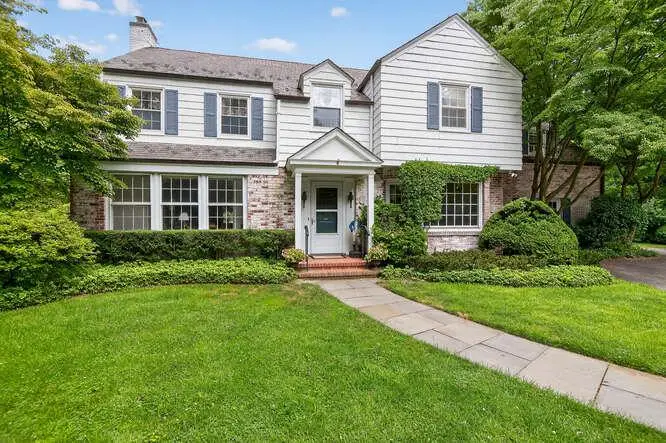 273 Bayville Road, Lattingtown, NY 11560 - Image #2