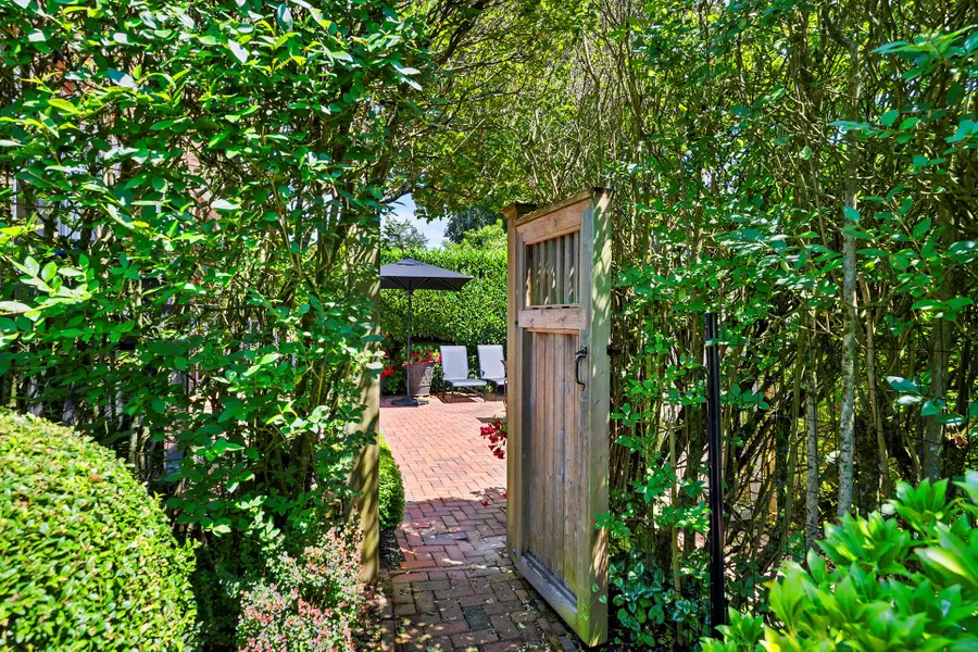 16 Miller Lane, East Hampton, NY 11937 - Image #3