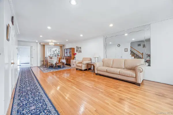 14759 71st Avenue, Flushing, NY 11367