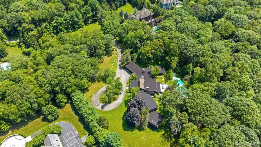 37 Sarles Street, Armonk, NY 10504 - Image #3