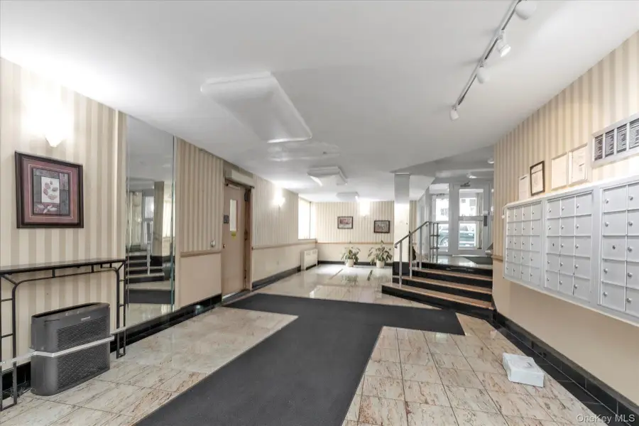 31-30 138 Street #2D, Flushing, NY 11354 - Image #2