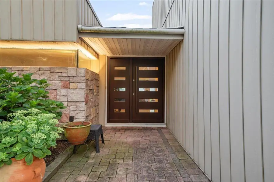 45 Shore Drive S, Copiague, NY 11726 - Image #3