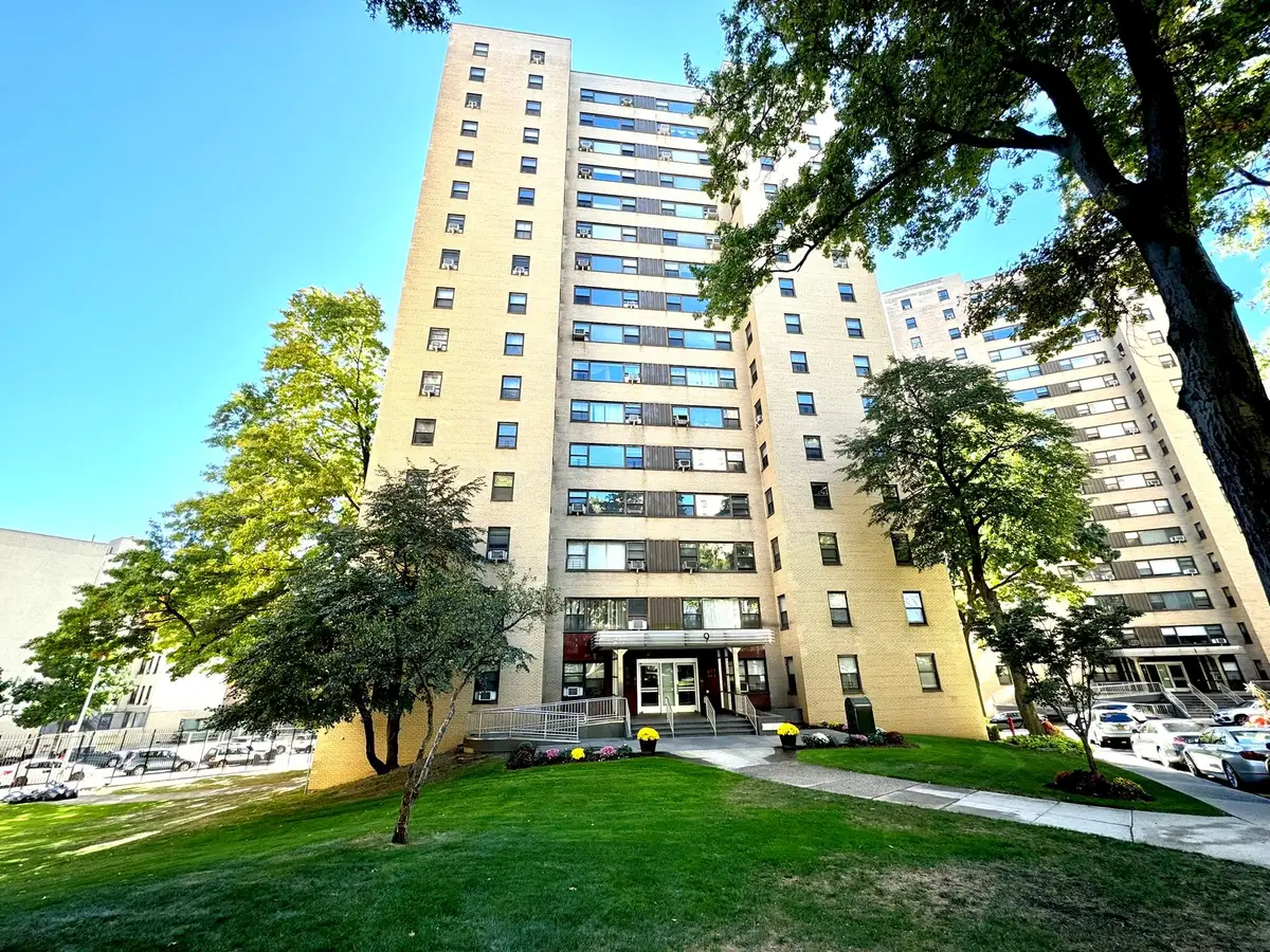 9 Fordham Hill Oval #1H, Bronx, NY 10468 - Image #1