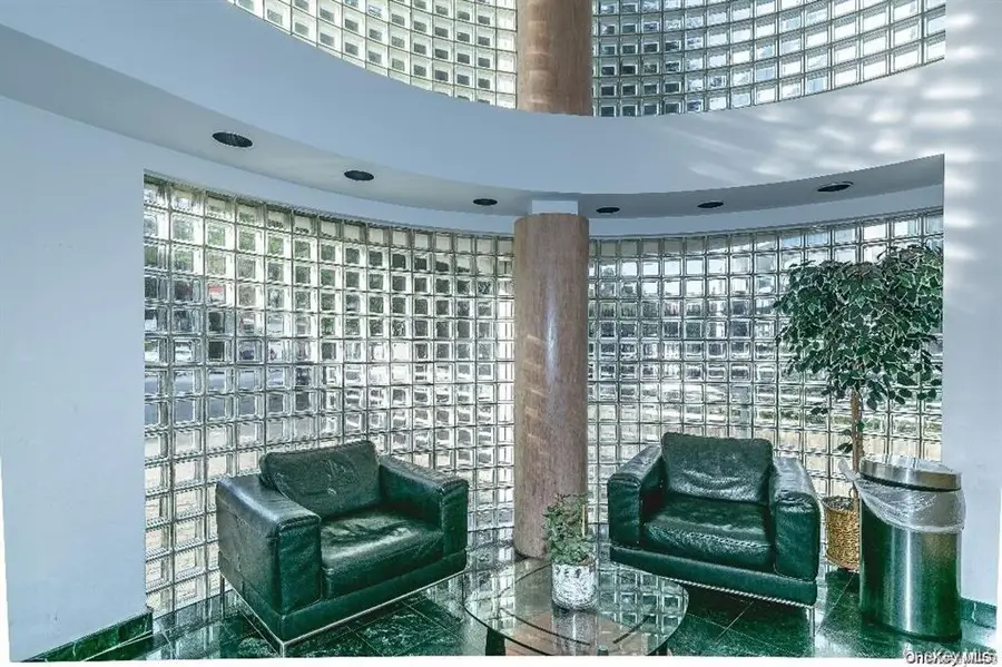 88 Cuttermill Road #112, Great Neck, NY 11021 - Image #2