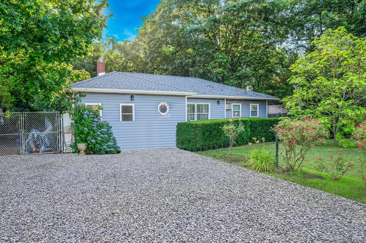 322 N Dunton Avenue, East Patchogue, NY 11772 - Image #1