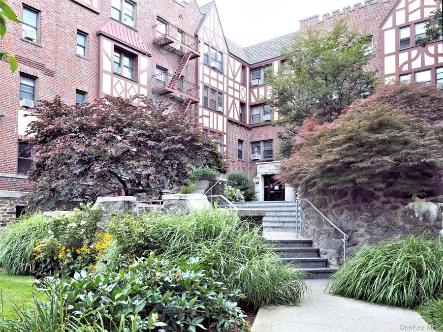 604 Tompkins Avenue #C1, Mamaroneck, NY 10543 - Image #2