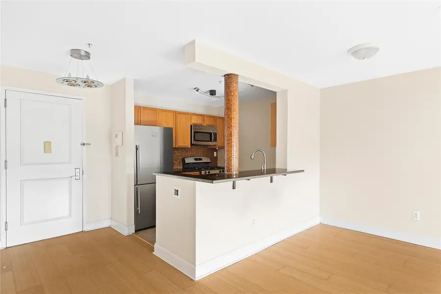 130 Post Avenue #316, Westbury, NY 11590 - Image #3