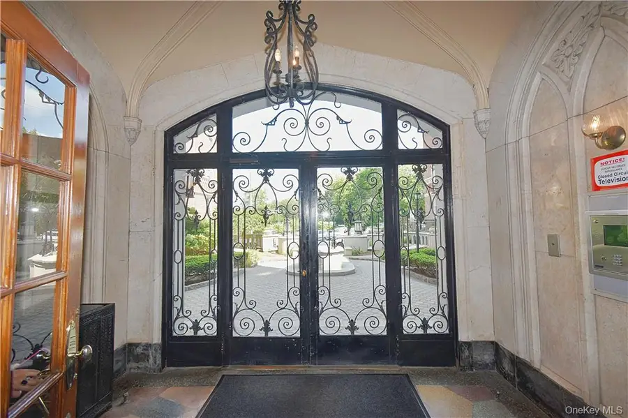 60 W Broad Street #1L, Fleetwood, NY 10552 - Image #3