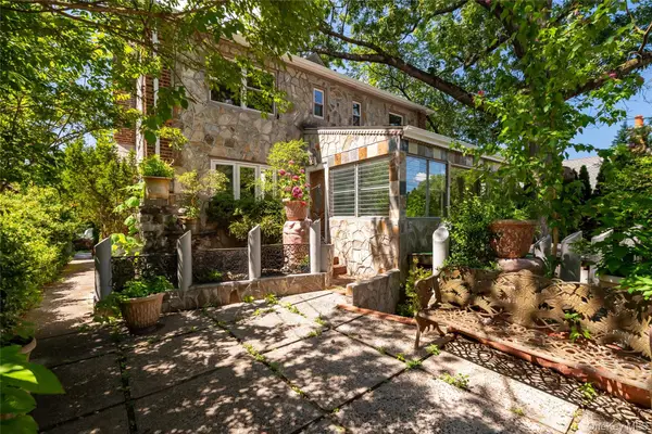 6015 Independence Avenue, Bronx, NY 10471