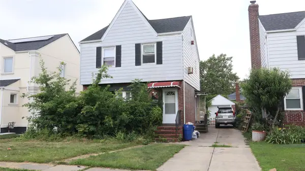 75-10 173rd Street, Fresh Meadows, NY 11366