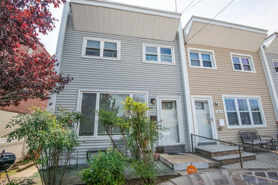 1423 Shore Drive, Bronx, NY 10465 - Image #2