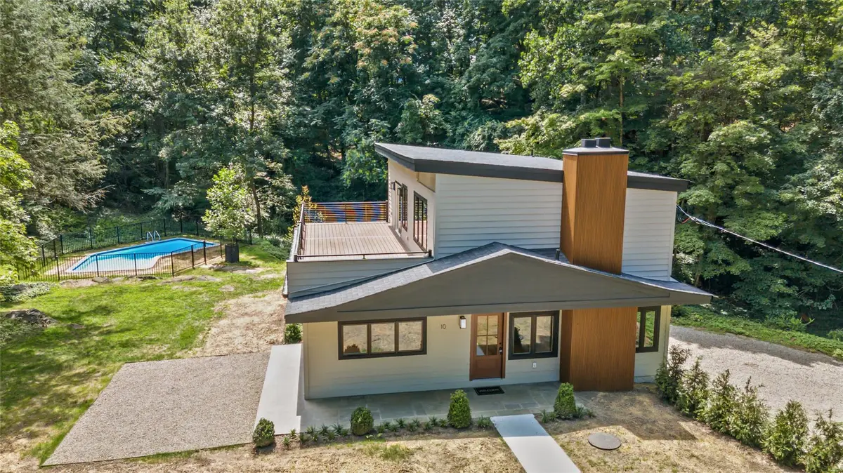 10 Wood Dale Avenue, Cortlandt, NY 10520 - Image #1