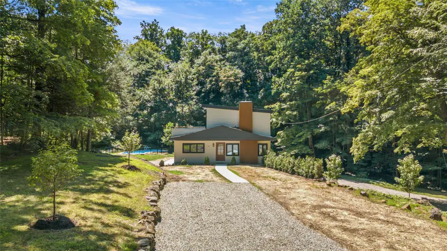 10 Wood Dale Avenue, Cortlandt, NY 10520 - Image #2