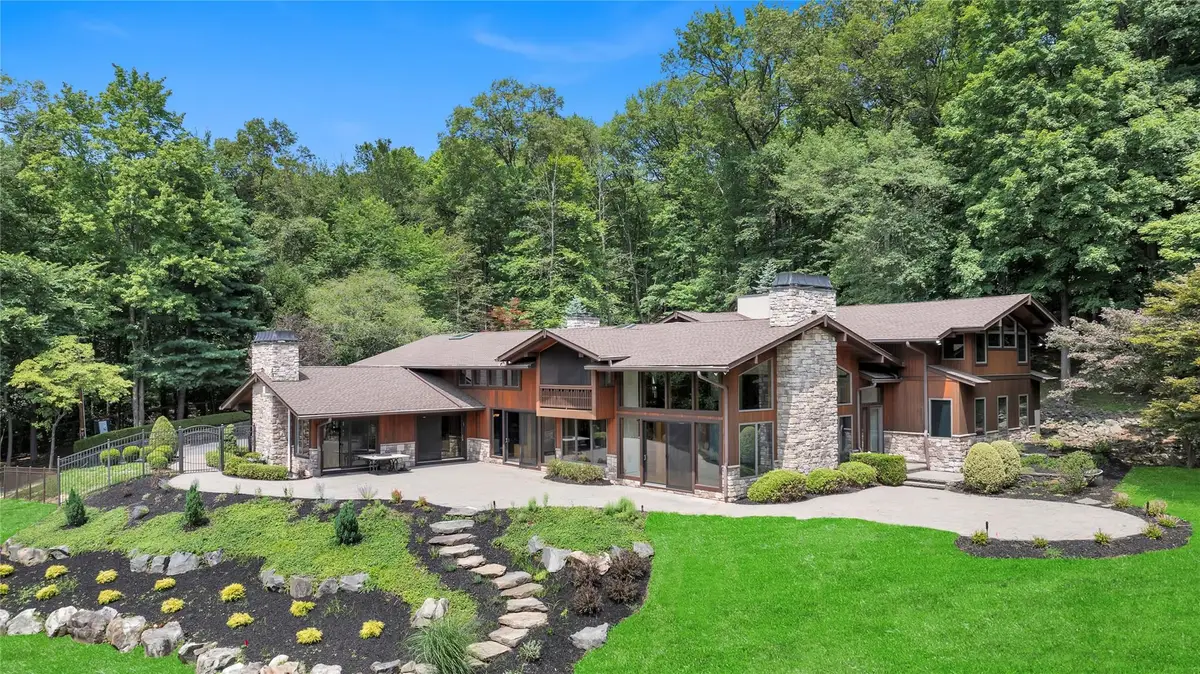 597 S Mountain Road, New City, NY 10956 - Image #1