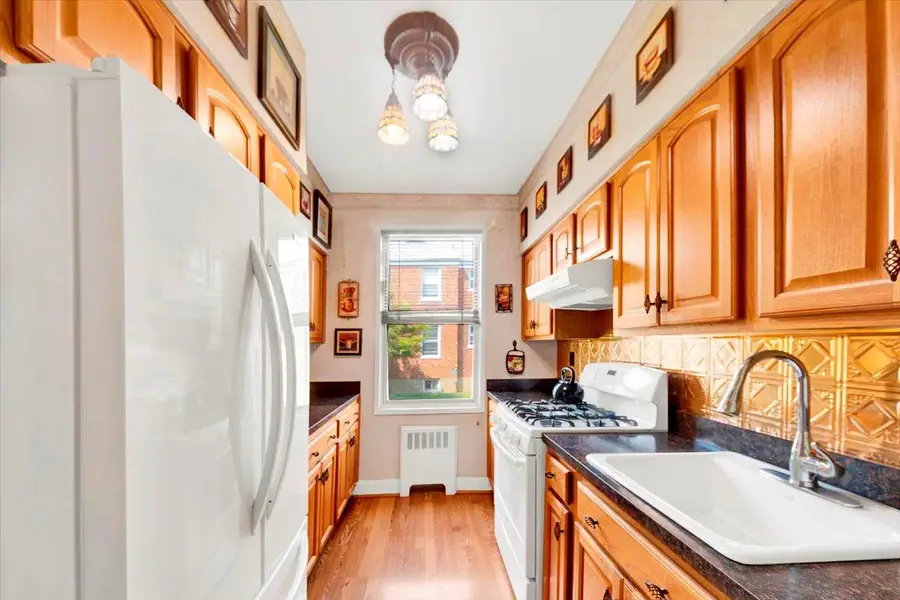 836 Palisade Avenue #D, Yonkers, NY 10703 - Image #3