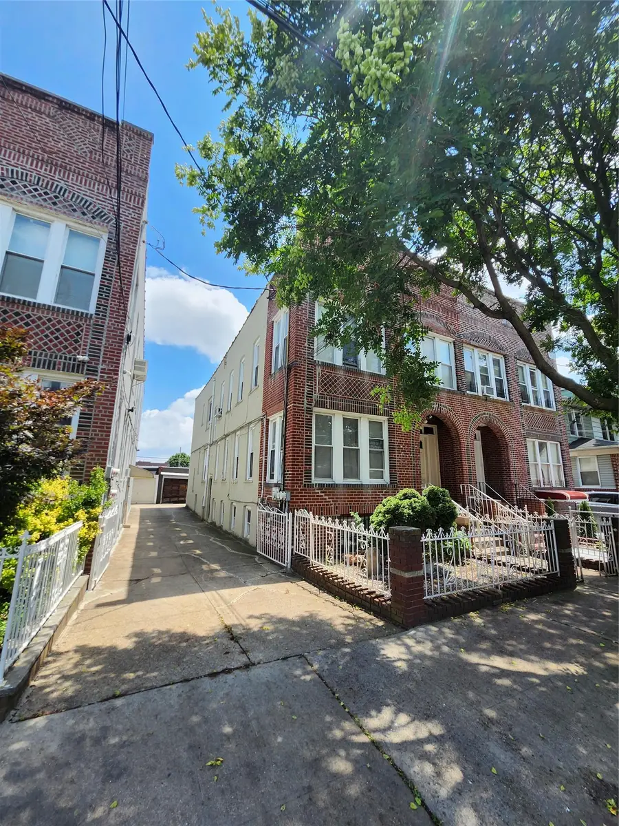 317 E 49th Street, Brooklyn, NY 11203 - Image #2