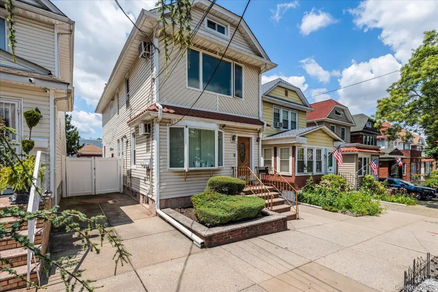 7844 86th Street, Glendale, NY 11385 - Image #3