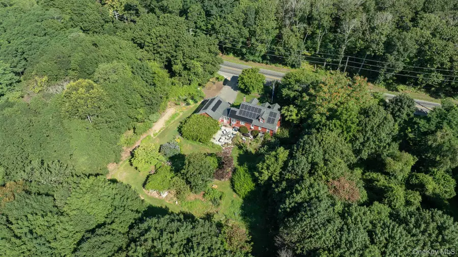 5660 Sound Avenue, Mattituck, NY 11952 - Image #3