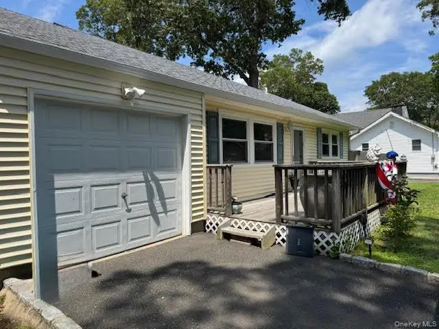 47 Midway Street, Patchogue, NY 11772 - Image #2