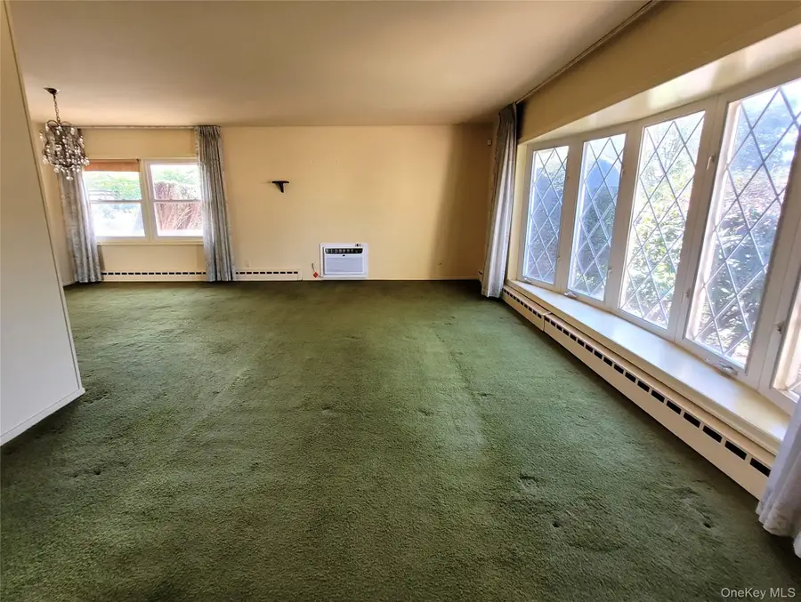 1474 Stephen Marc Lane, East Meadow, NY 11554 - Image #3