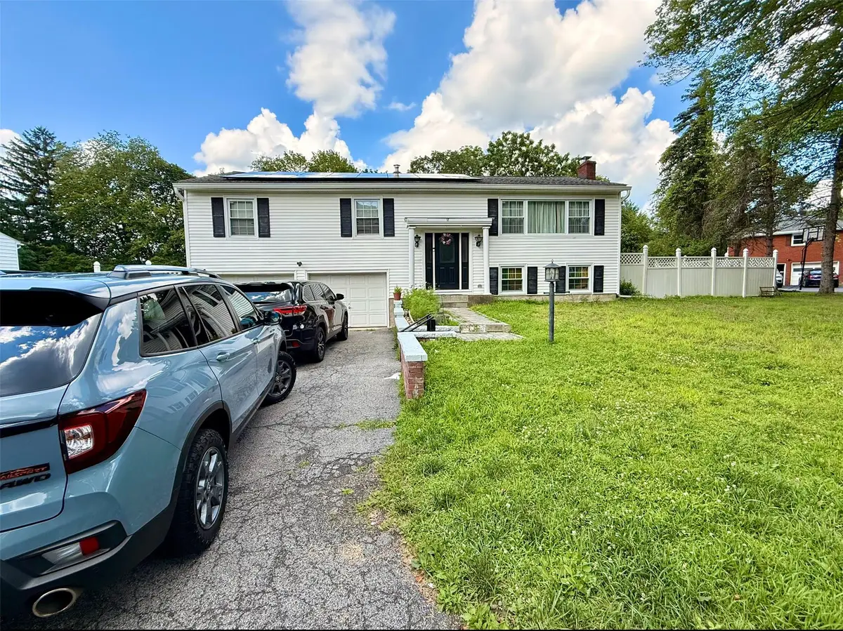 18 Park Hill Drive, New Windsor, NY 12553 - Image #1