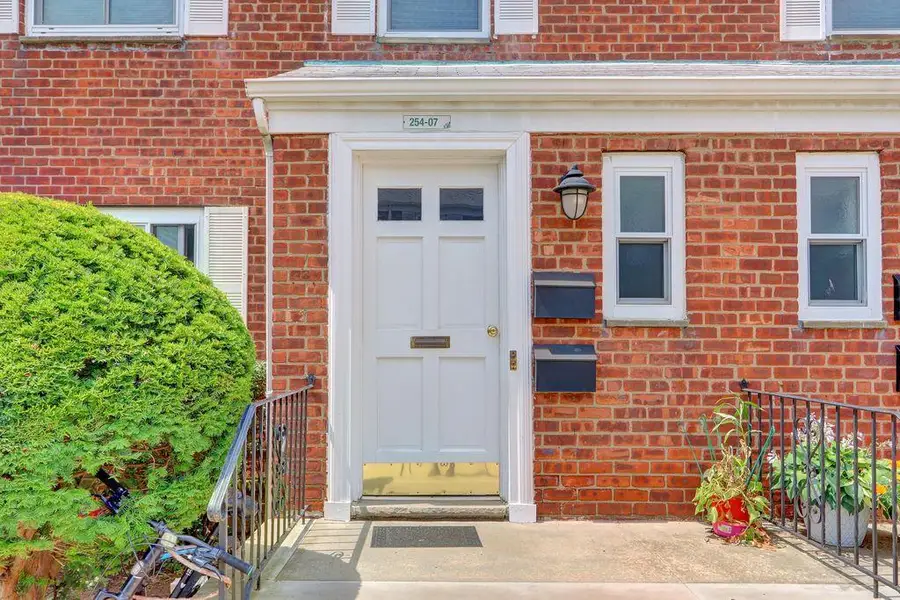 254-07 74th Ave #GV64 B1-1, Glen Oaks, NY 11004 - Image #2