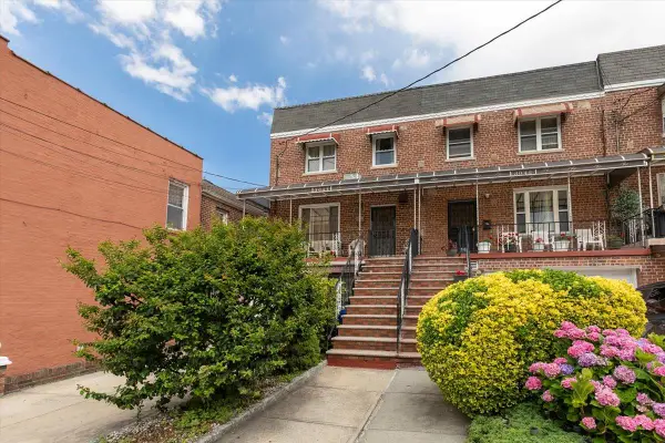 3044 Paulding Avenue, Bronx, NY 10469