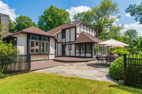 7 Fox Hollow Road, Brewster, NY 10509