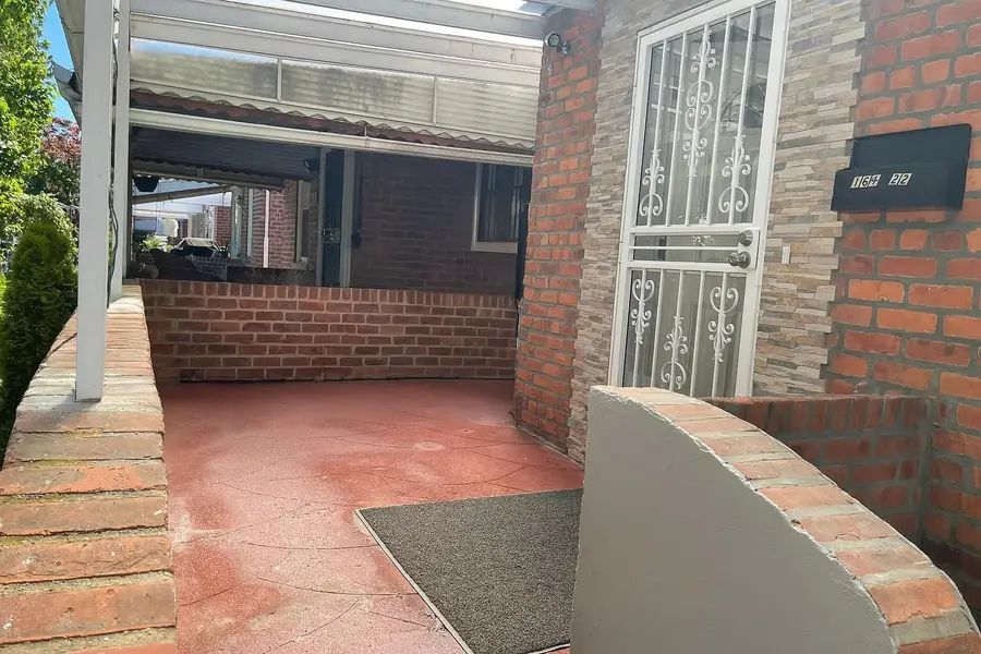 164-22 73rd Ave, Fresh Meadows, NY 11366 - Image #3