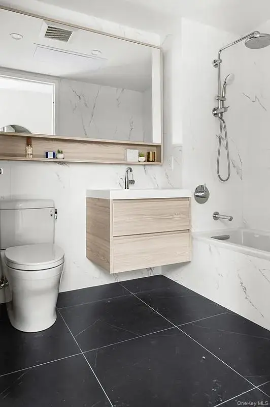 40-22 61st Street #2F, Woodside, NY 10377 - Image #3